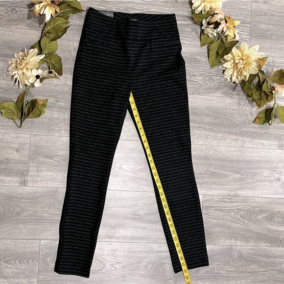 Dalia women's Ponte Pull On Tummy Control Panel Pants Black/ Off-White. Size XS - Picture 10 of 10